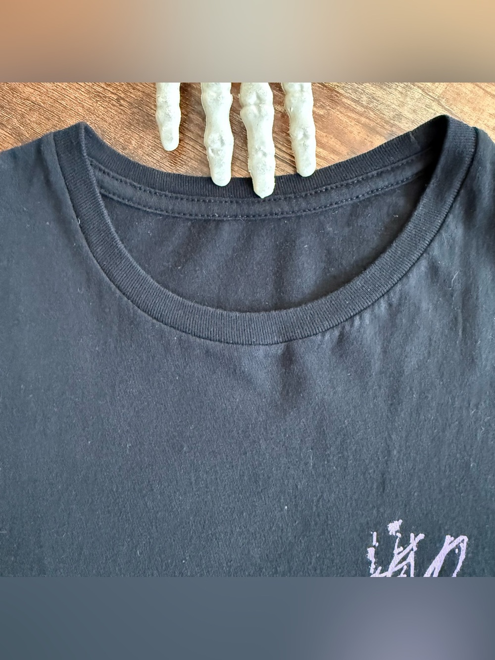 Emma Ruth Rundle Cropped Black Graphic Muscle Tee ~ Size Large - Picture 8 of 8